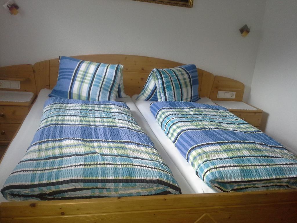 Landhaus Rauth Apartman Leutasch Szoba fotó